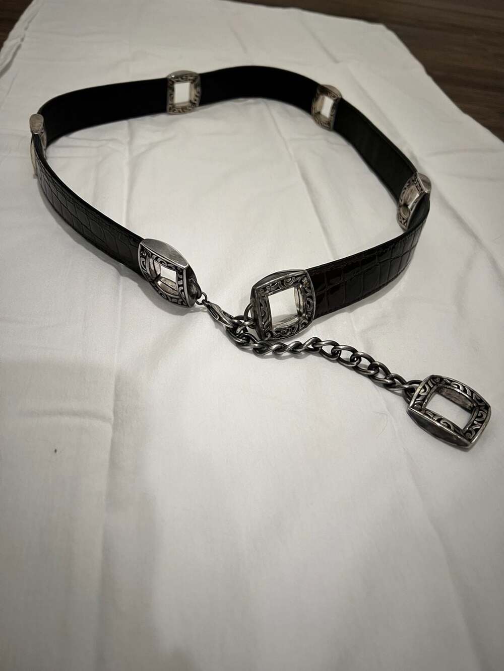 Brighton Reversible Brown Croc and Black Leather Ornate Filigree Hardware Chain